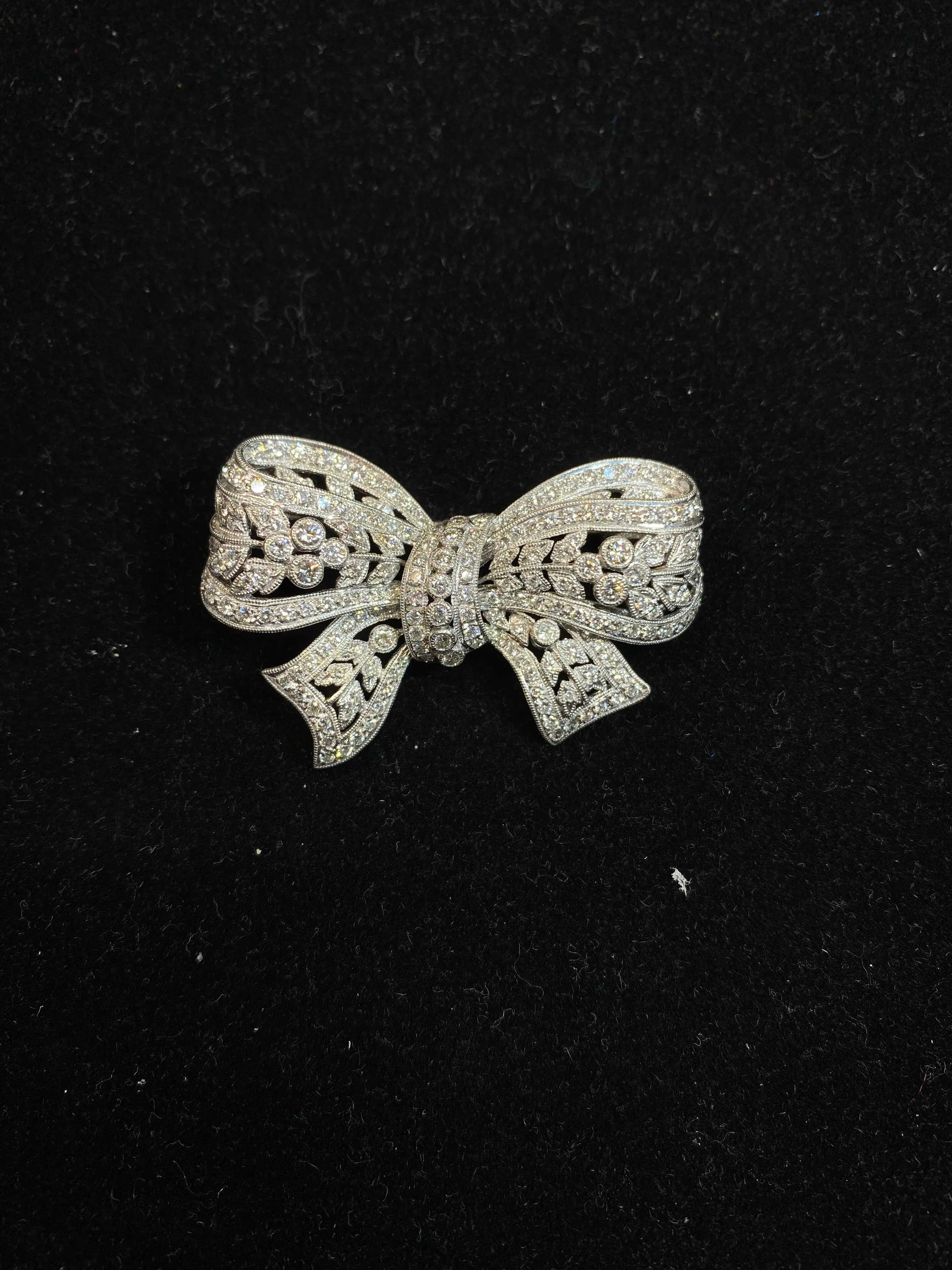 Art Deco Intricate Design 18KWG 197 Diamonds Ribbon Brooch/Pin w $25K Value!!}