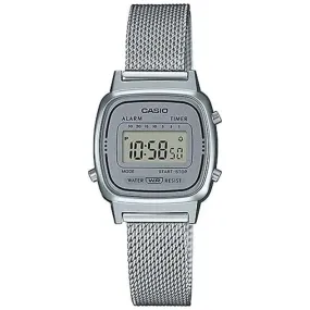  Crystal-Embedded Slim Bracelet Watches