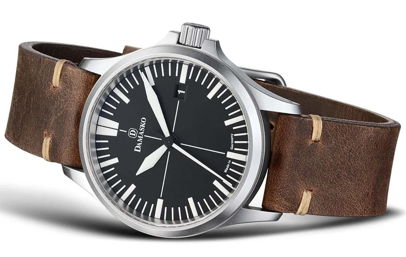 Damasko Watch DK32 Black Vintage Mocha Leather Pin