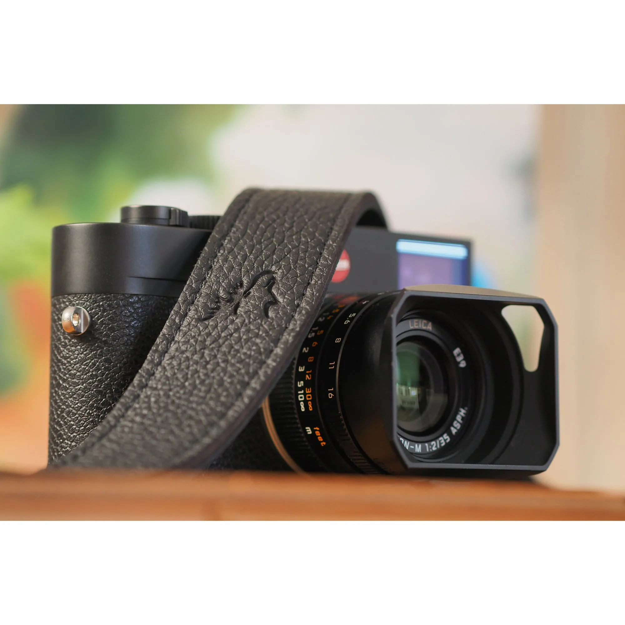 EDDYCAM Elk Leather Neck Strap, 35mm Wide, Black/Black with Black Stitching