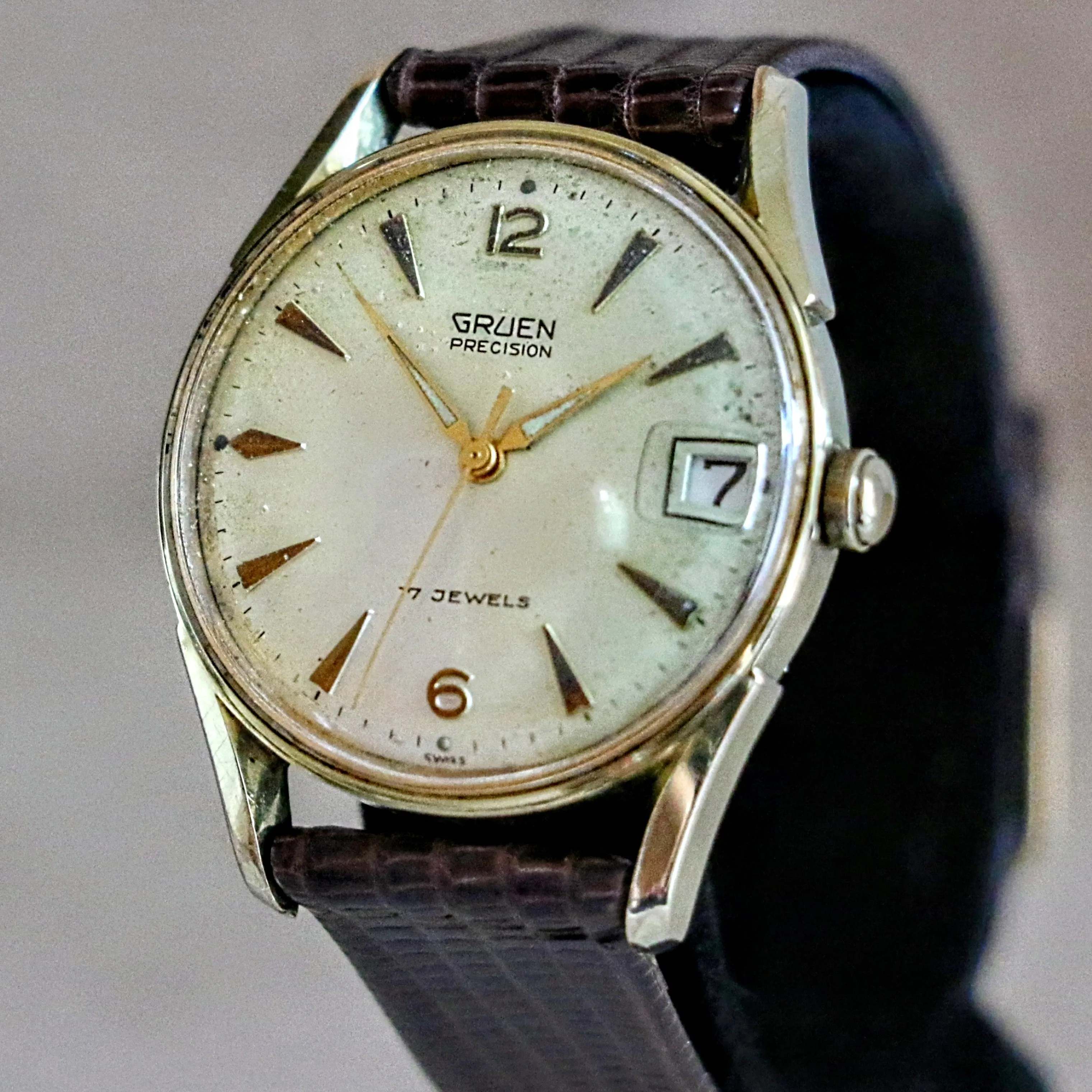 GRUEN Precision Wristwatch Sweep Second Cal. N510CA 17 Jewels Vintage Watch