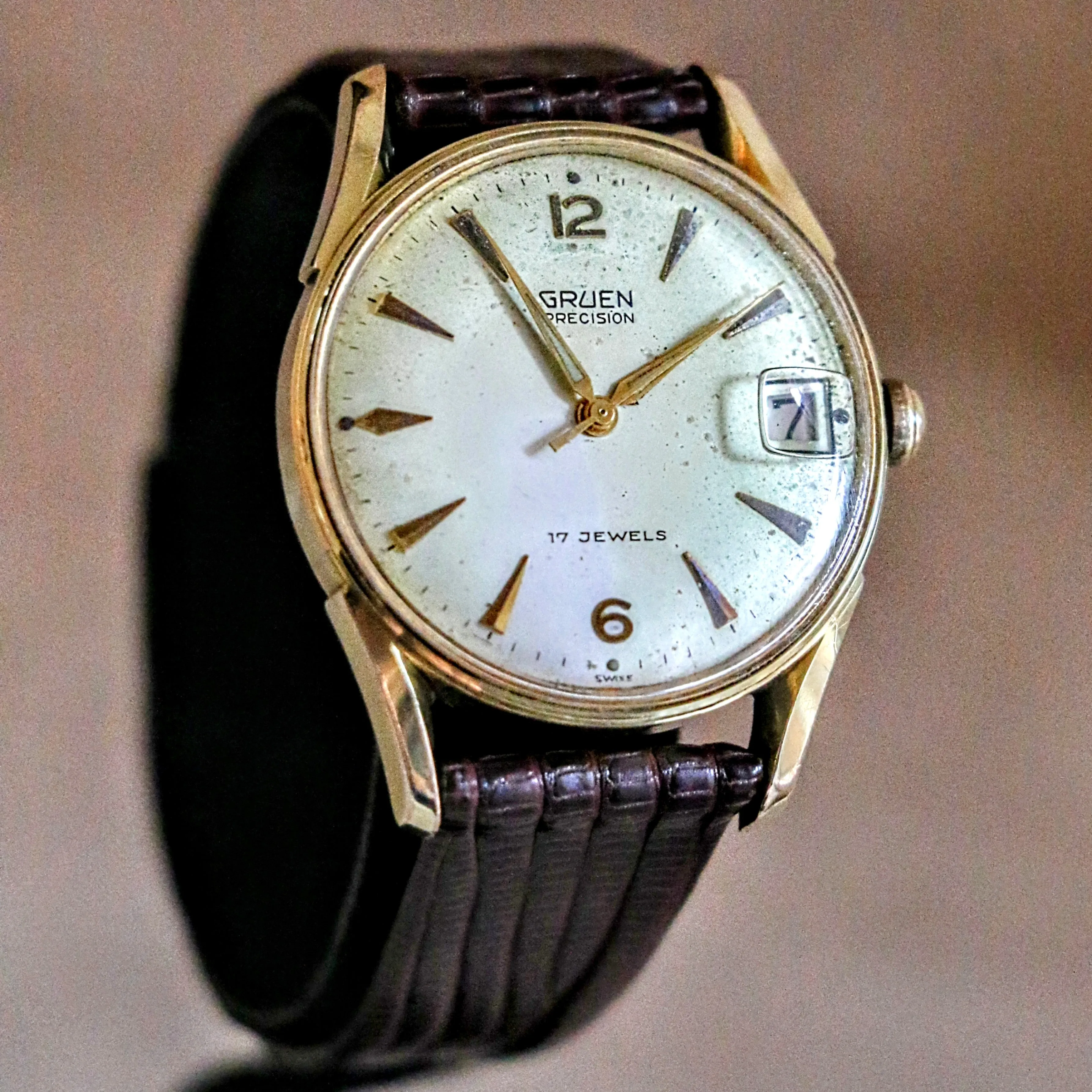 GRUEN Precision Wristwatch Sweep Second Cal. N510CA 17 Jewels Vintage Watch