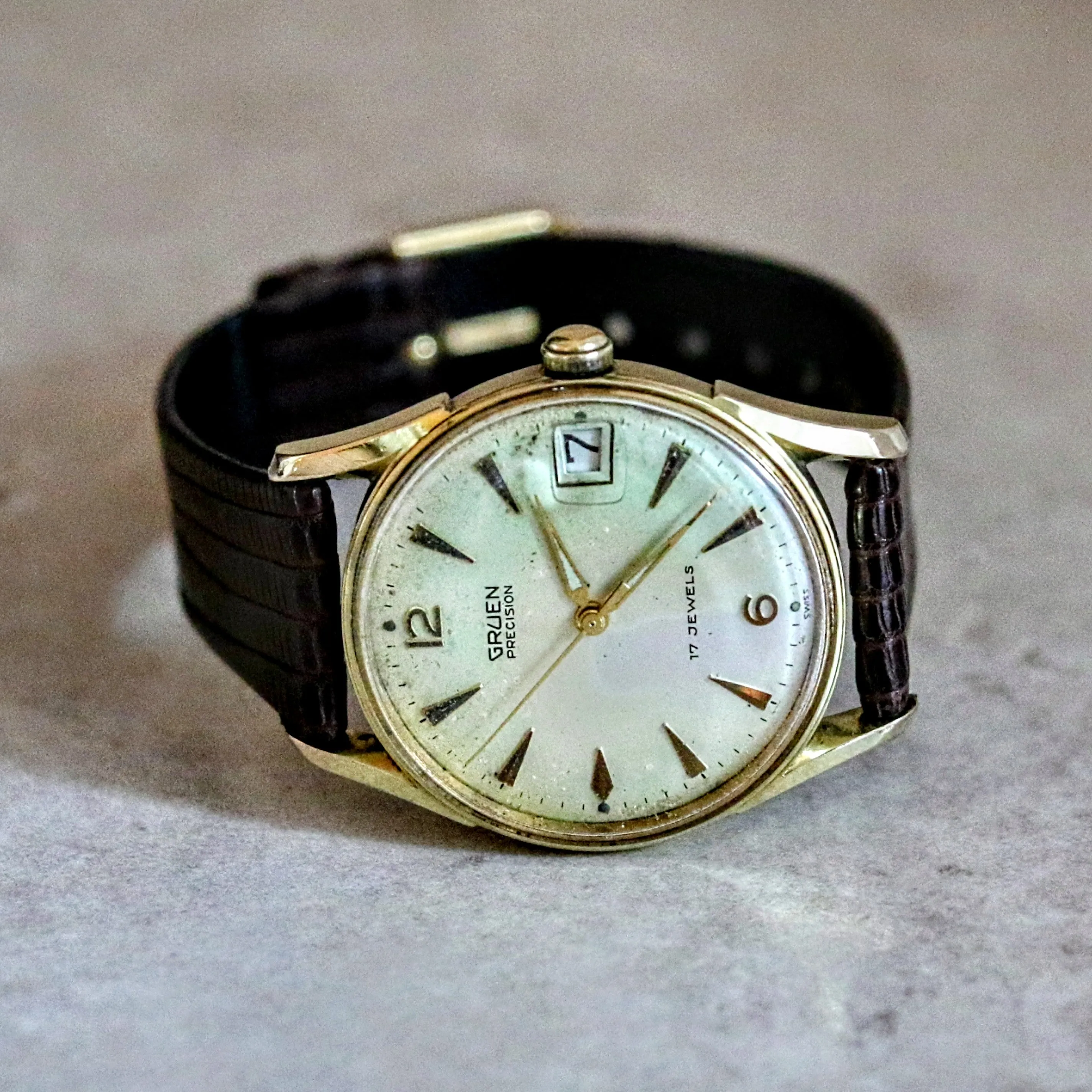 GRUEN Precision Wristwatch Sweep Second Cal. N510CA 17 Jewels Vintage Watch