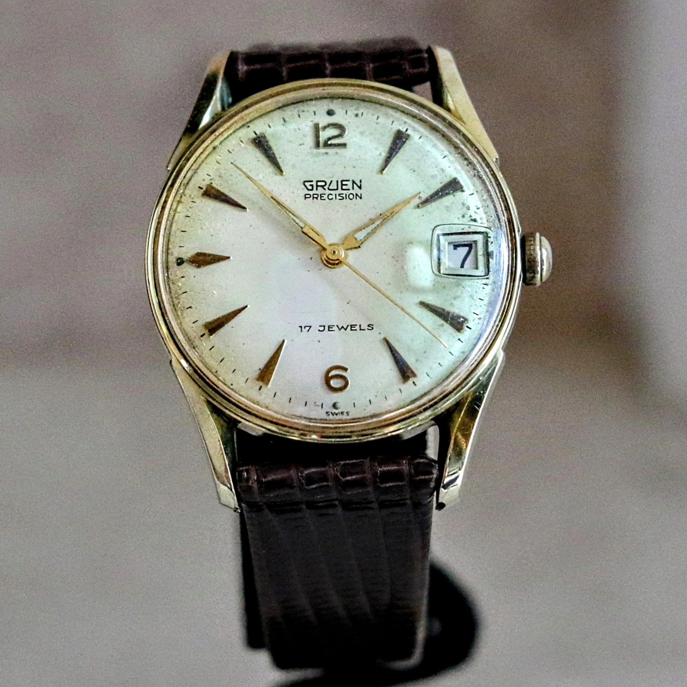 GRUEN Precision Wristwatch Sweep Second Cal. N510CA 17 Jewels Vintage Watch