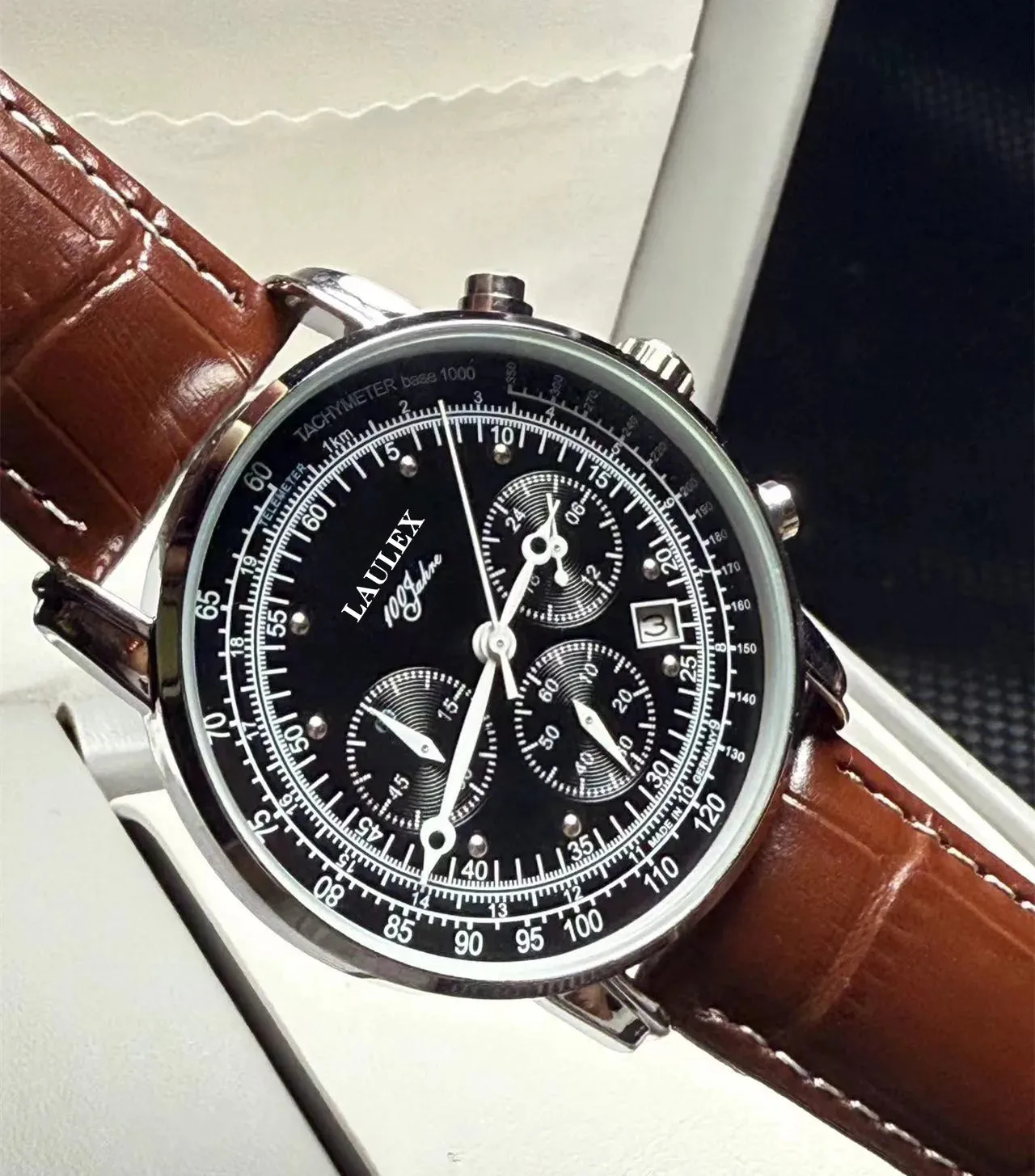 LauLex Airship Retro Men's Watch 2025