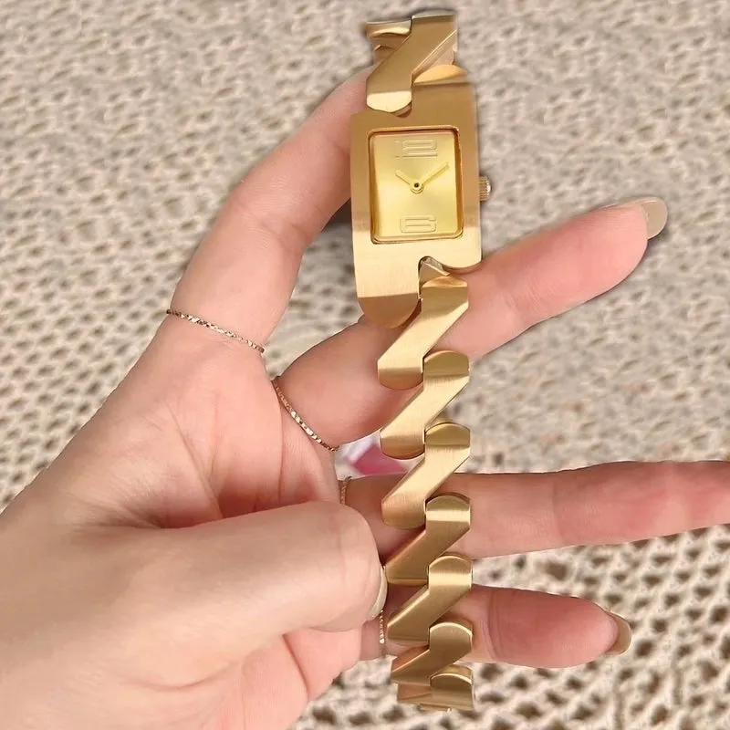 Retro Solid Color Hidden Buckle Quartz Women's Watches