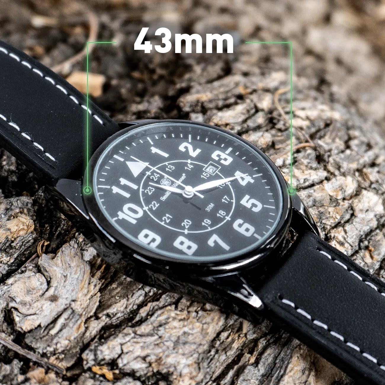 Smith & Wesson CIVILIAN WITH LEATHER STRAP