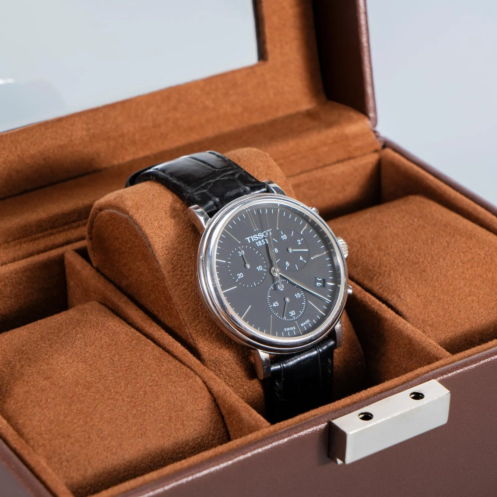Watch box with 3 compartments, watch box with glass lid, watch case with watch cushion